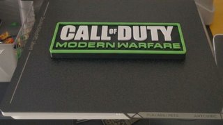 Logo Call of Duty Modern Warfare impreso 3D