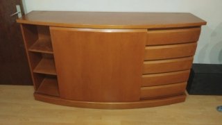 Mueble con espejo Mueble comedor con mesa 5 si.