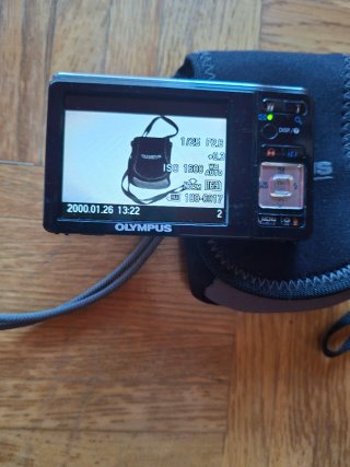 Cámara Olympus X-925 12MP con funda y cargador