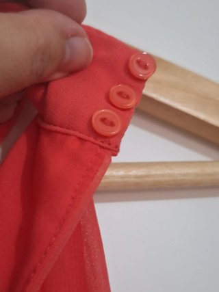 Vestido naranja largo con plizado, usado 1 vez