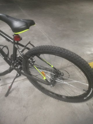 Bicicleta Rockrider ST500 Negra y Amarilla 24"