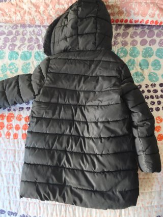 Abrigo acolchado niña con capucha