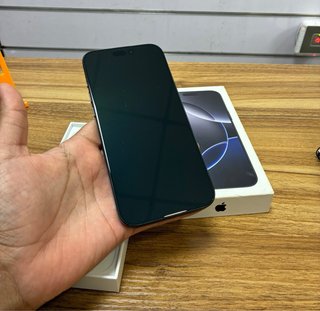 iPhone 16 Pro Max 256GB Negro
