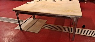 Mesa Acero Inox. Tablero Polietileno