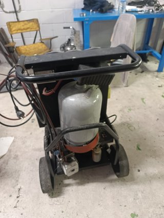 Máquina Carga Aire Acondicionado VA 500-N8