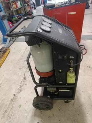 Máquina Carga Aire Acondicionado VA 500-N8