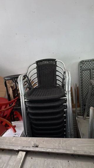 Sillas de exterior apilables