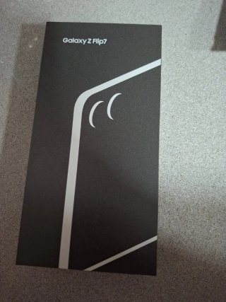 Samsung Galaxy Z Flip7 Nero