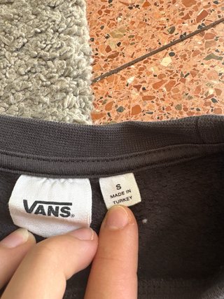 Sudadera Vans Off The Wall Negra. Poco uso.