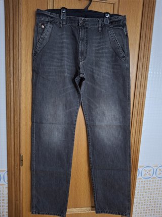 Vaqueros hombre Pedro del Hierro.Talla XL. Grises