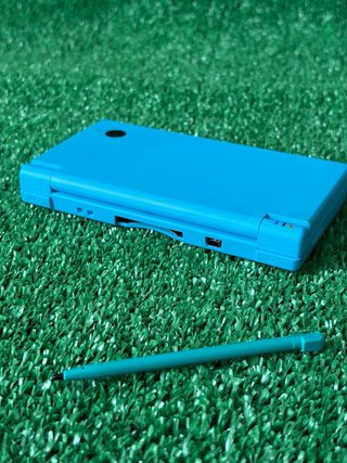Nintendo DSi + Accessori