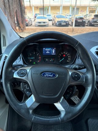 Ford Tourneo Custom 2015