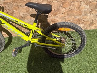 Bicicleta infantil NSTAR amarilla