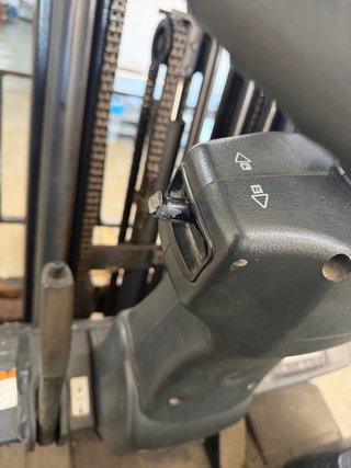 Carretilla elevadora eléctrica Doosan 1600kg 470KM