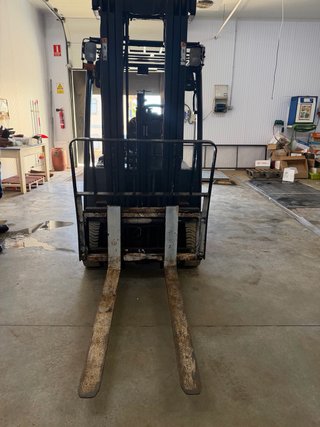 Carretilla elevadora eléctrica Doosan 1600kg 470KM