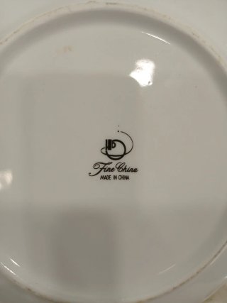 Vajilla porcelana con limones