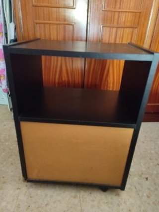 Mesa auxiliar Grundig cristal y madera
