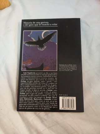 Historia de una gaviota y del gato que le ensen...