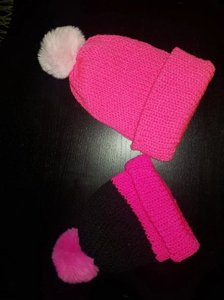 Cappelli di lana con pompon