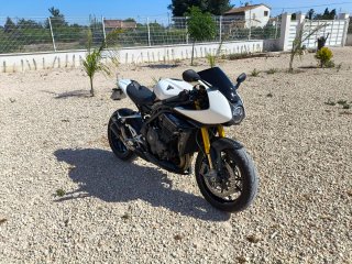Triumph Speed Triple 1200 RR