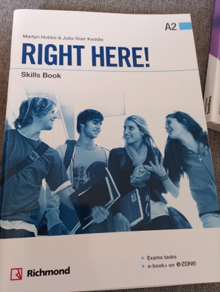 RIGHT HERE! A2 STUDENT'S PACK