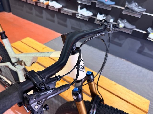 Megamo track 04 CW 2025