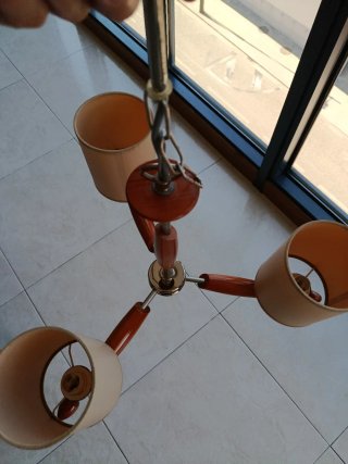 Lámpara de techo 3 tulipas madera y metal