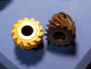Piñones para máquina de coser