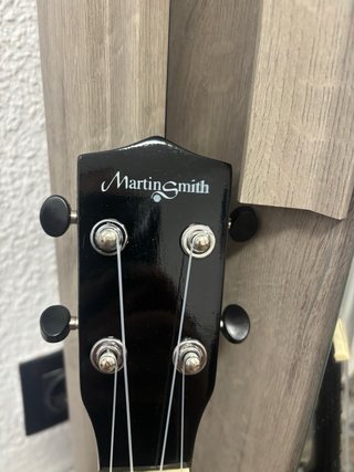 Ukelele Martin Smith Negra