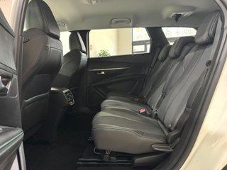 Peugeot 5008 2022