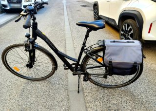 Bicicleta Orbea Negra con Bolsa