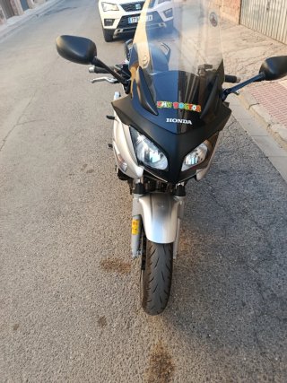 Honda CB 600sPlata