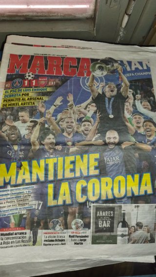 Periódico El País - 16 Nov 2001