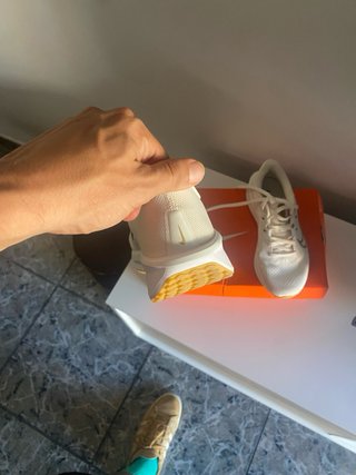 Zapatillas Nike Beige/Blanco