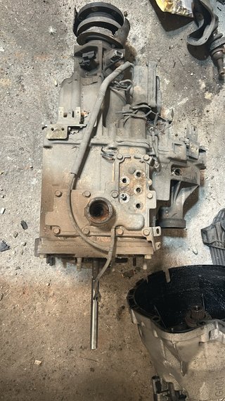 Caja Transfer Mitsubishi Montero V60 3.0