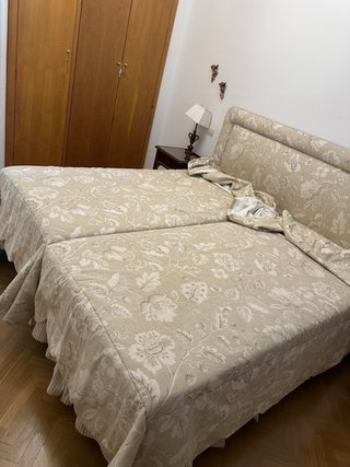 Cama Matrimonio con Cabecero Tapizado
