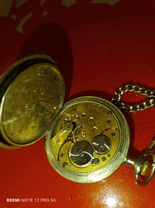 Reloj de bolsillo Omega antiguo..rareza