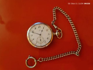 Reloj de bolsillo Omega antiguo..rareza