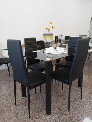 Mesa Comedor Negra + 4 Sillas
