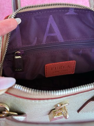 Bolso Furla Dorado