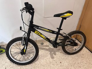 Bicicleta infantil 16 negra