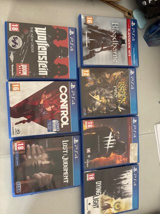 Pacchetto 7 Giochi PS4: Bloodborne, Control, Wolfenstein