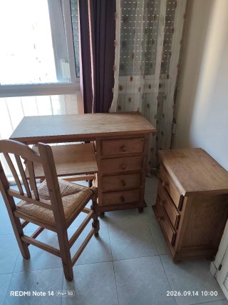 Escritorio, mesita y silla de madera 95 X 45 ancho