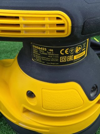 Lijadora Orbital DEWALT DWE6423-QS 125mm 280W