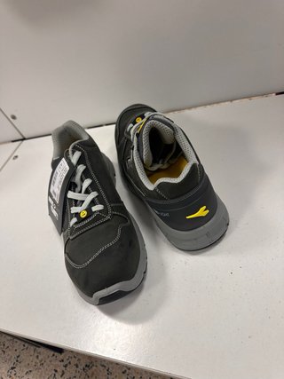 Zapatos de seguridad diadora Talla 45