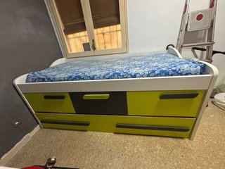 Cama alta con cajoneras y cajón con otro colchón