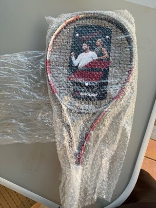 Raqueta de tenis Boost Aero Pink Strung