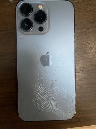 iPhone 13 Plata - Cristal Trasero Roto