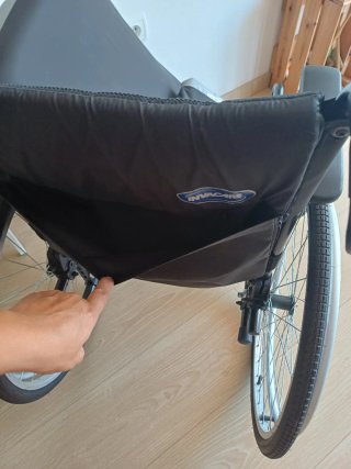 Silla de ruedas Invacare Action3 NG