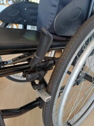 Silla de ruedas Invacare Action3 NG